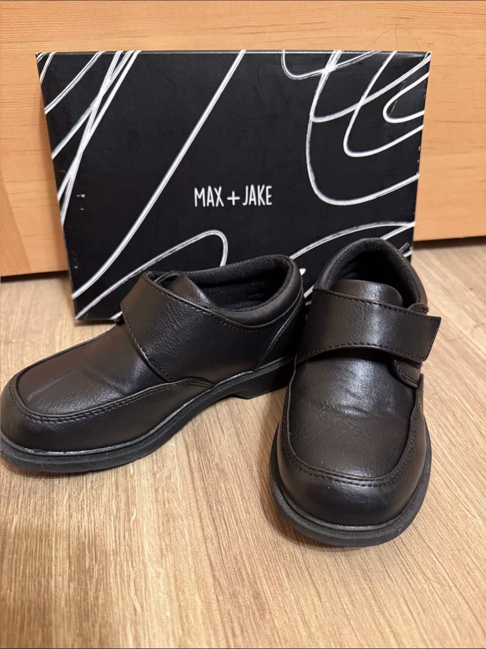 Max & Jake boys soft faux leather shoe